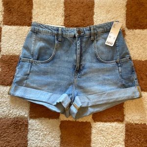 NWT BDG High-Rise Roll Hem Jean Short